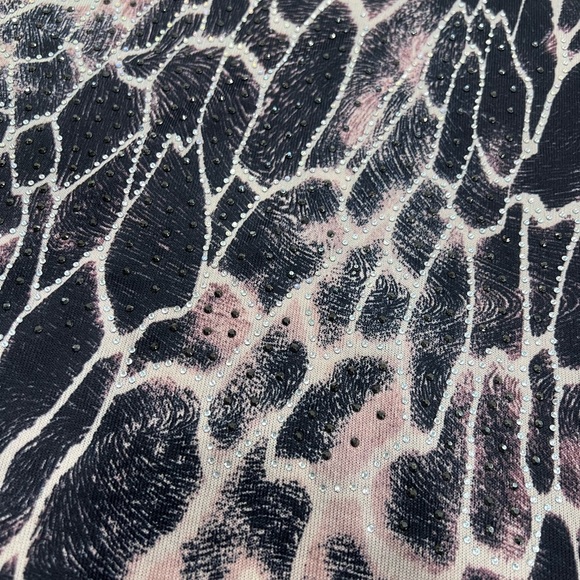 Animal print round neck long sleeve top (s) - Picture 4 of 5